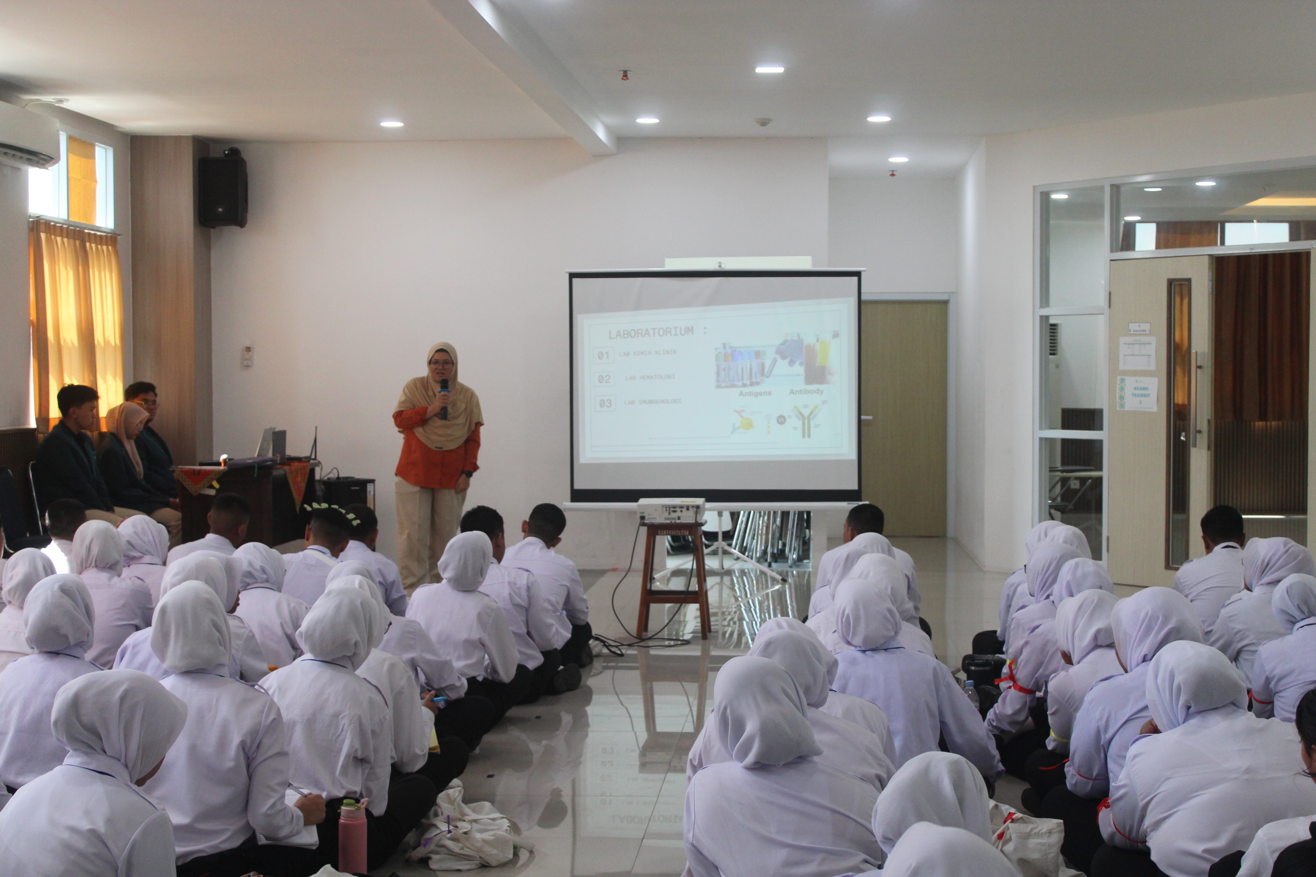 Sosialisasi Kesehatan Keselamatan Kerja (K3), Kampus Bebas Kekerasan Seksual dan Narkotika Pada Mahasiswa Baru
